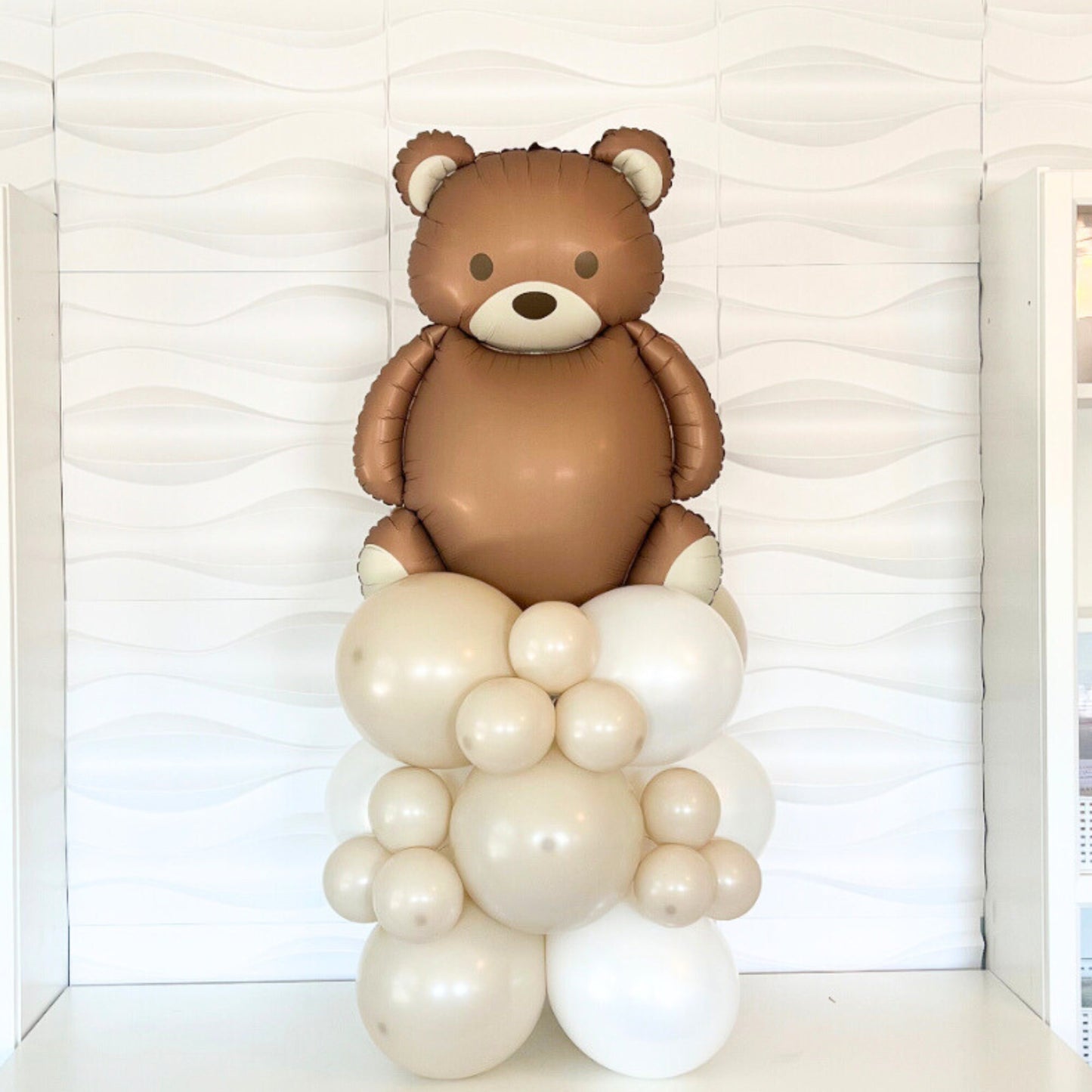 We Can Bearly Wait Balloons - We Can Bearly Wait Decor - We Can Bearly Wait Theme Baby Shower - Baby Shower Decor - Baby Shower Balloons -