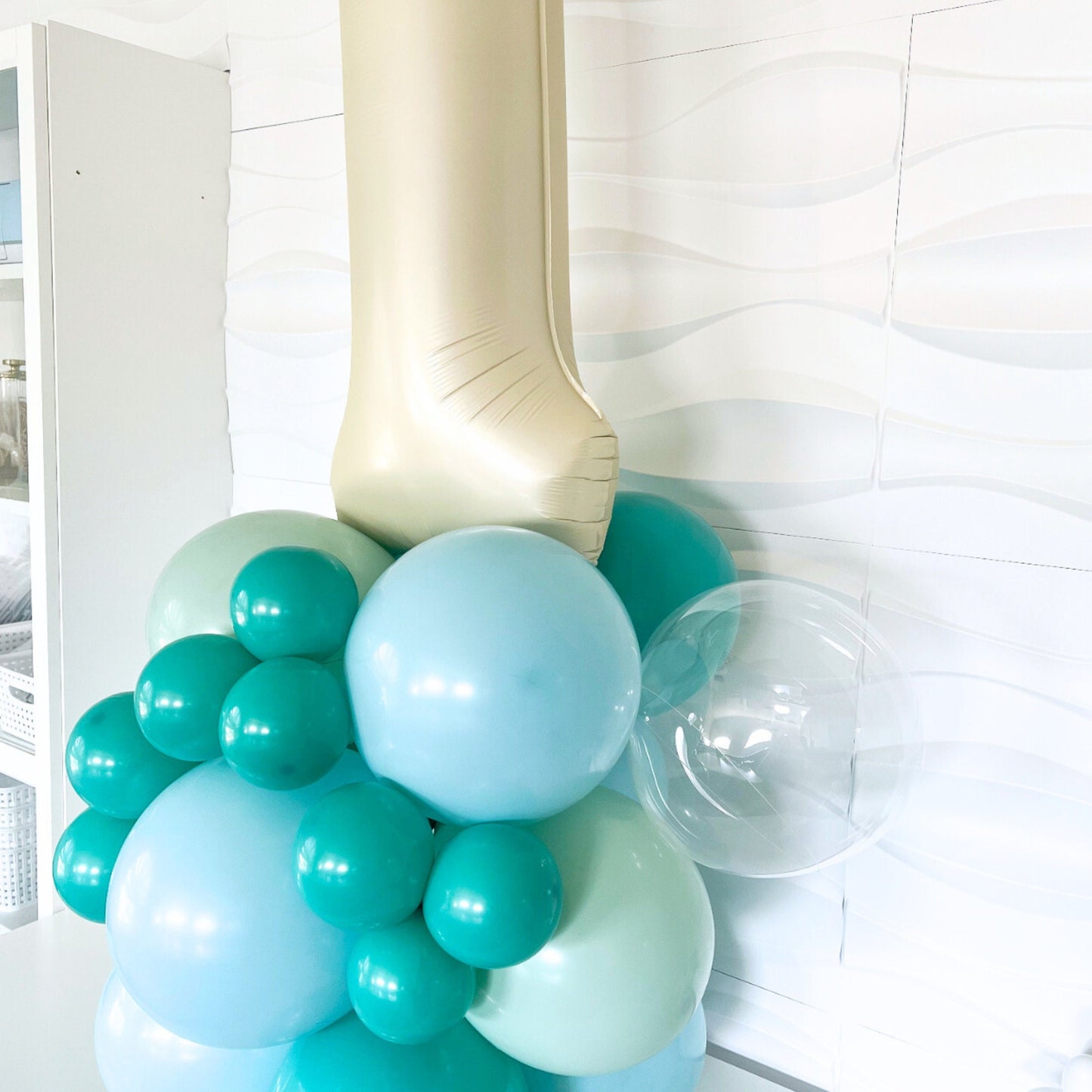 The Big One Balloons - Balloon Arch Kit l Boy First Birthday - Baby On Board - Surf Baby Shower - Retro Surf Theme - Big ONE- The Big One