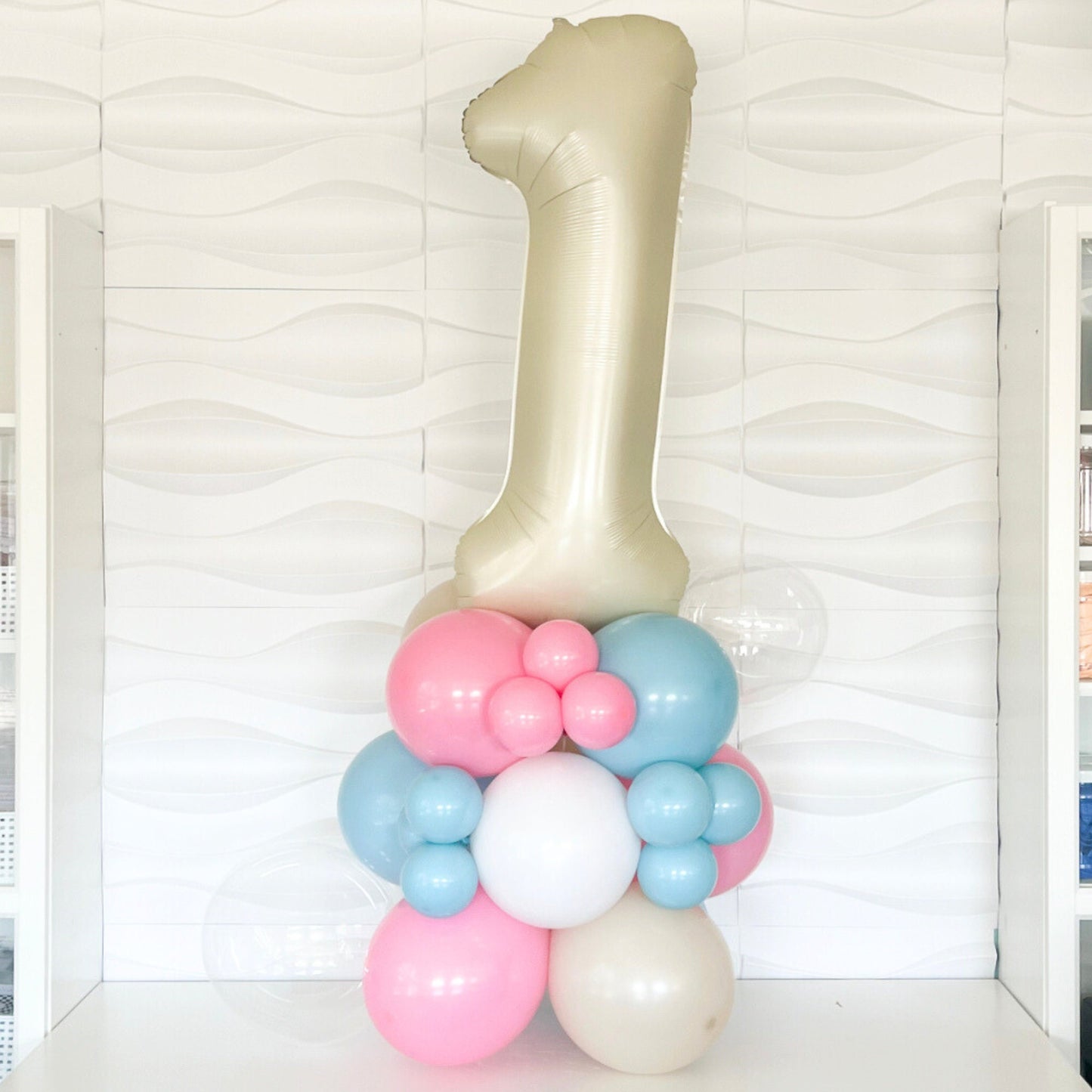 The Big One - Beach Babe - The Big One Birthday Balloons - The Big One Balloons - Beach Babe Balloons - Surfs Up Birthday - Surfer Party