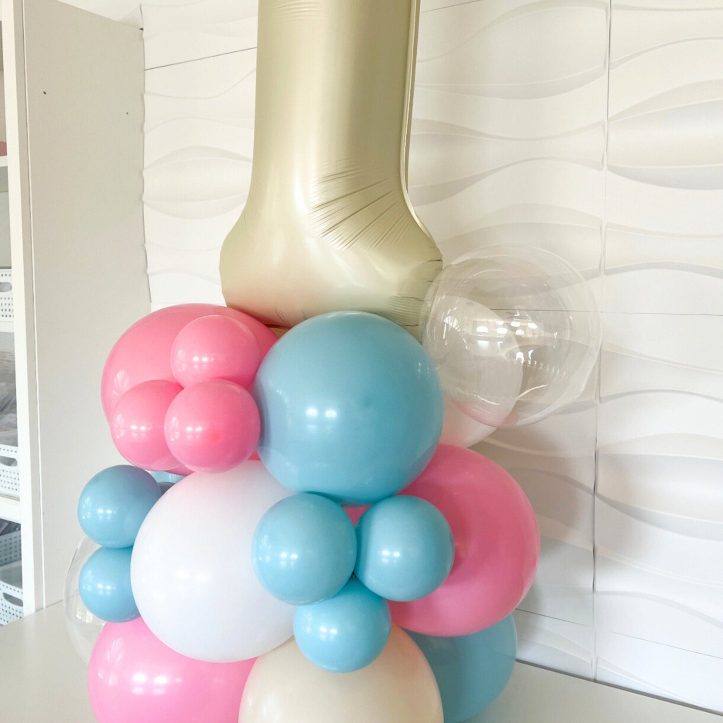 The Big One - Beach Babe - The Big One Birthday Balloons - The Big One Balloons - Beach Babe Balloons - Surfs Up Birthday - Surfer Party
