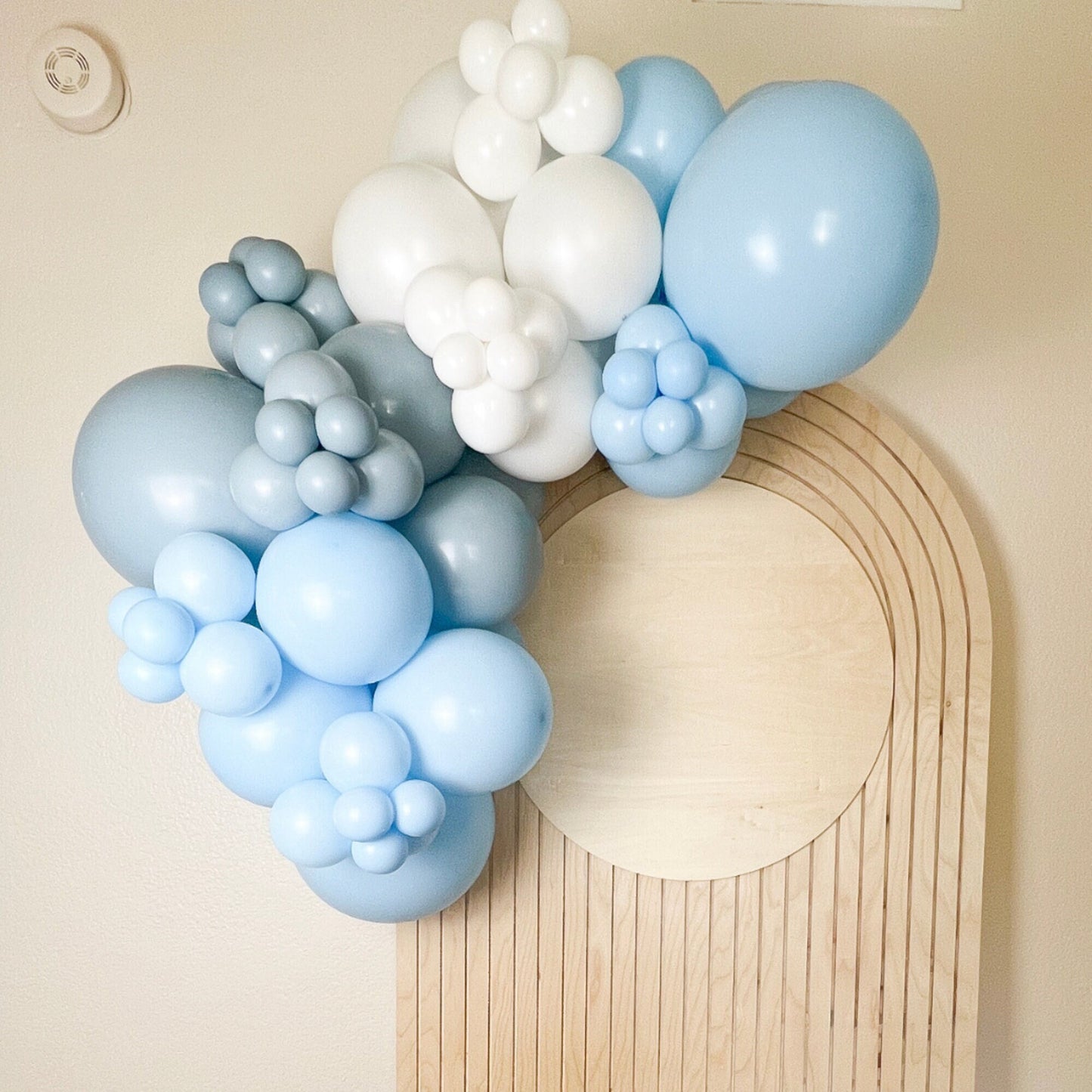 DIY Balloon Garland kit, DIY Balloon Kit, Blue Tones DIY Kit, Baby shower, Birthday, Bridal Shower balloons, Balloon Garland, Blue Balloons